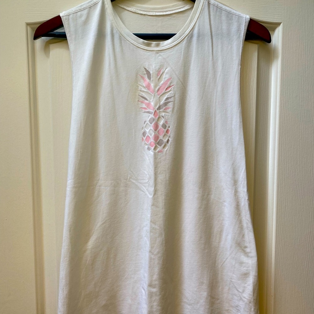 Lululemon muscle tank. Size 6